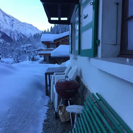 Family House With Balcony Garden Wi Fi Chamonix
